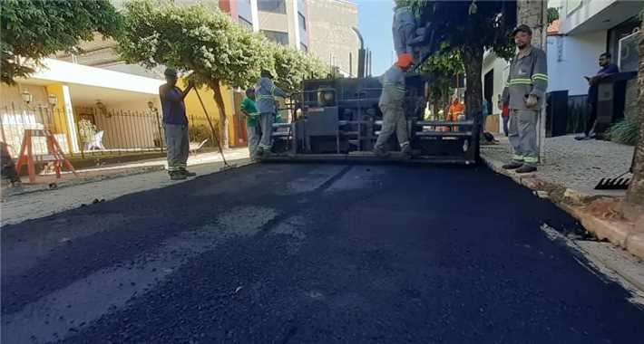 Prefeitura inicia o asfaltamento da rua Coronel Olivier Fajardo